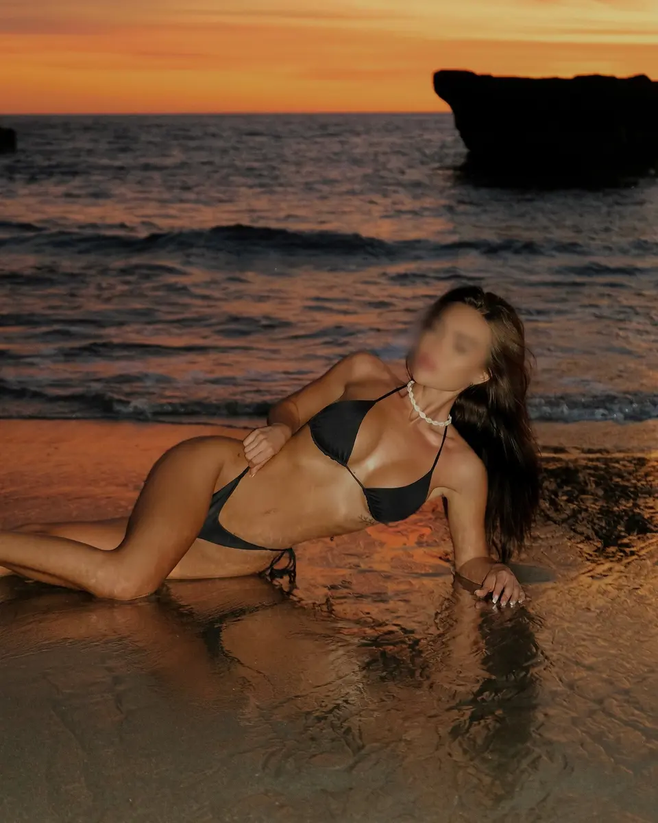 Акмарал escort in Алматы