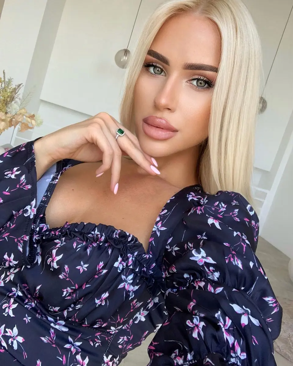 Алина эскорт в городе Астана