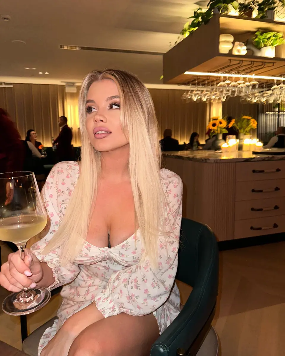 Аурора эскорт в городе Астана