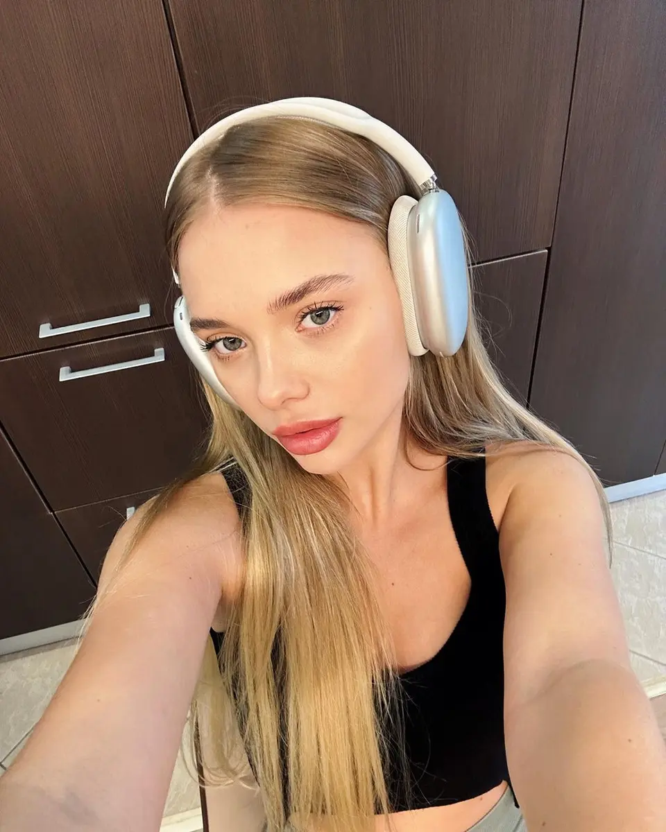 Бетти эскорт в городе Астана