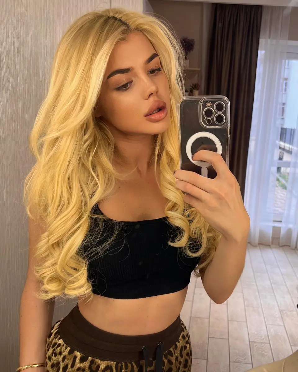 Динары эскорт в городе Астана