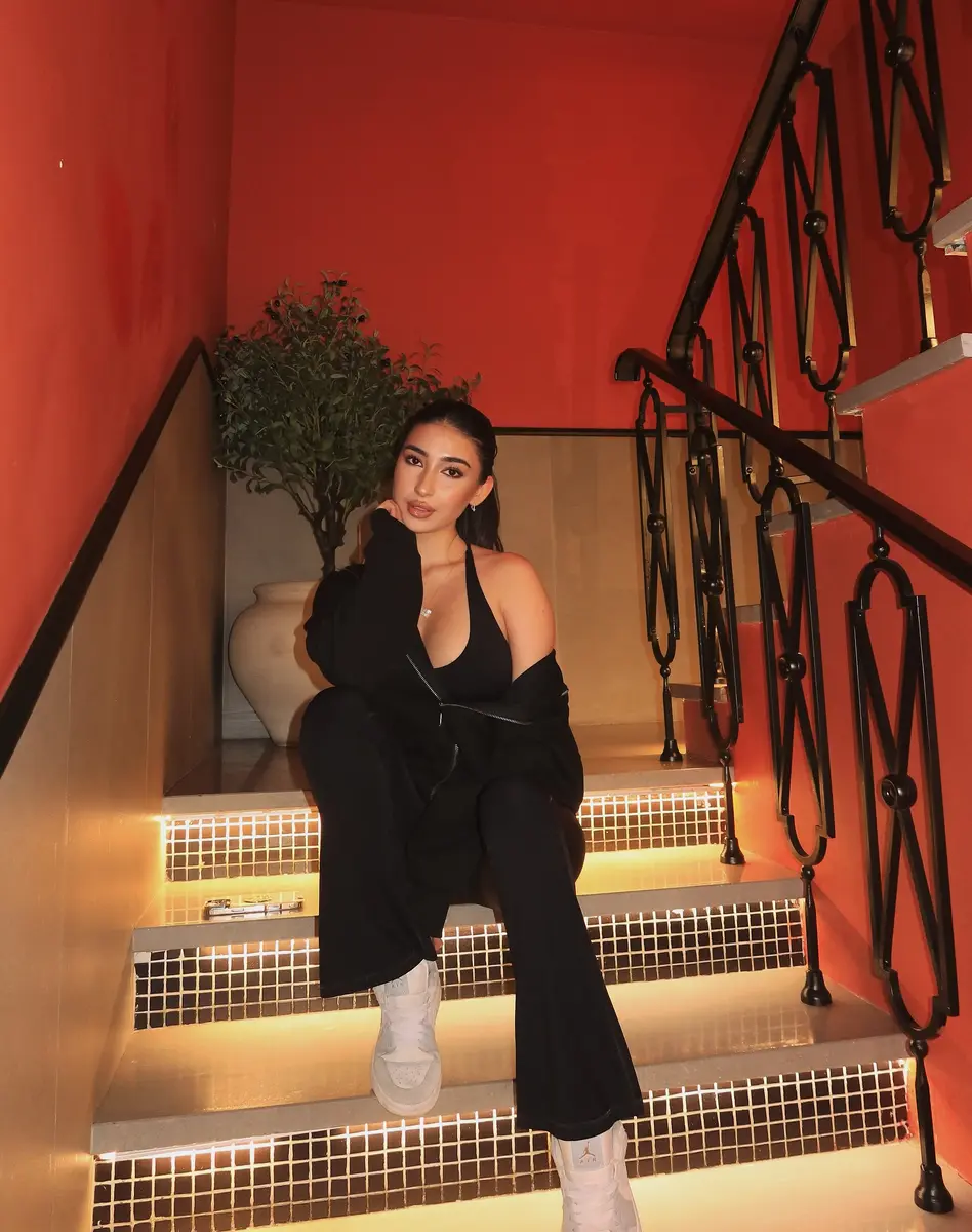 Карина эскорт в городе Алматы