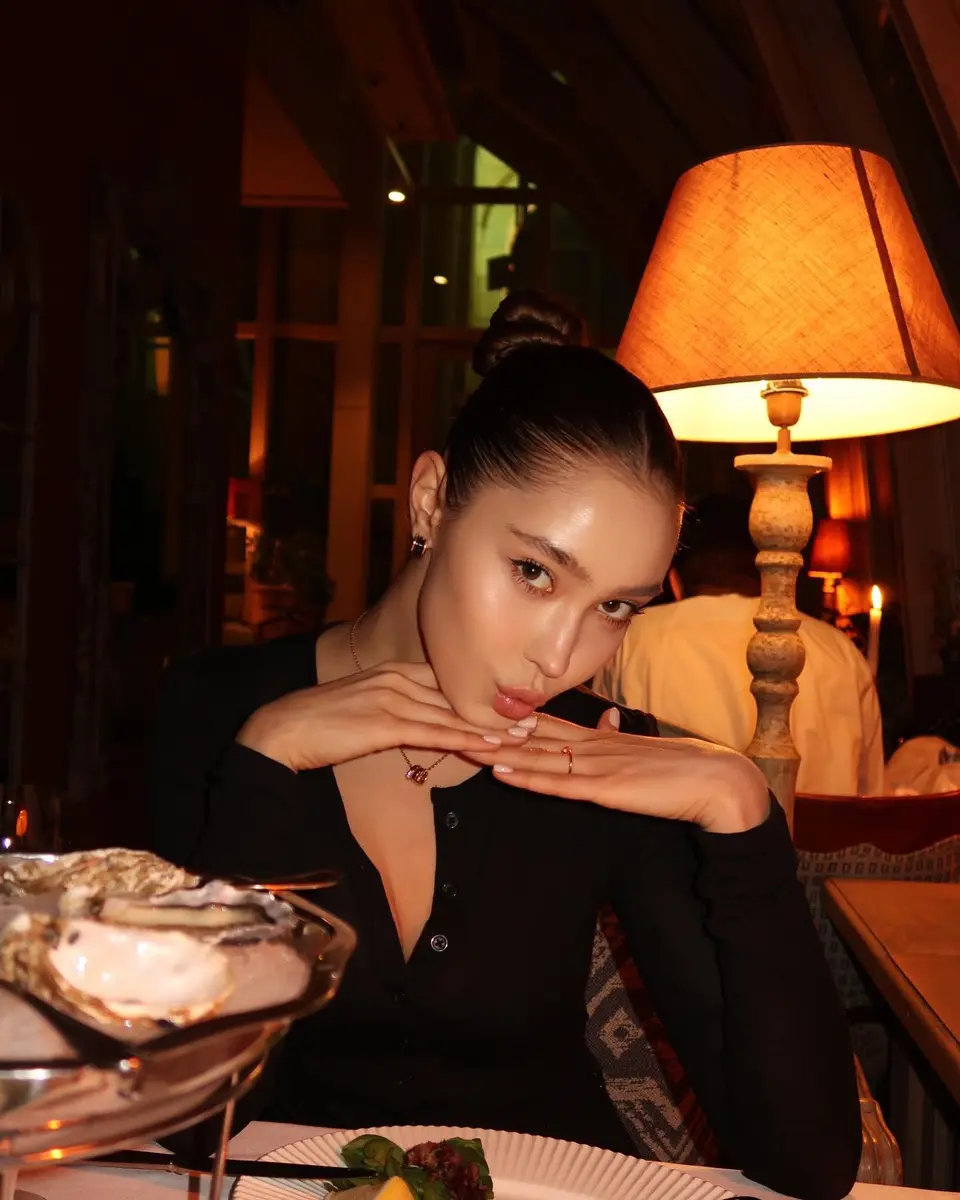 Мадина эскорт в городе Алматы