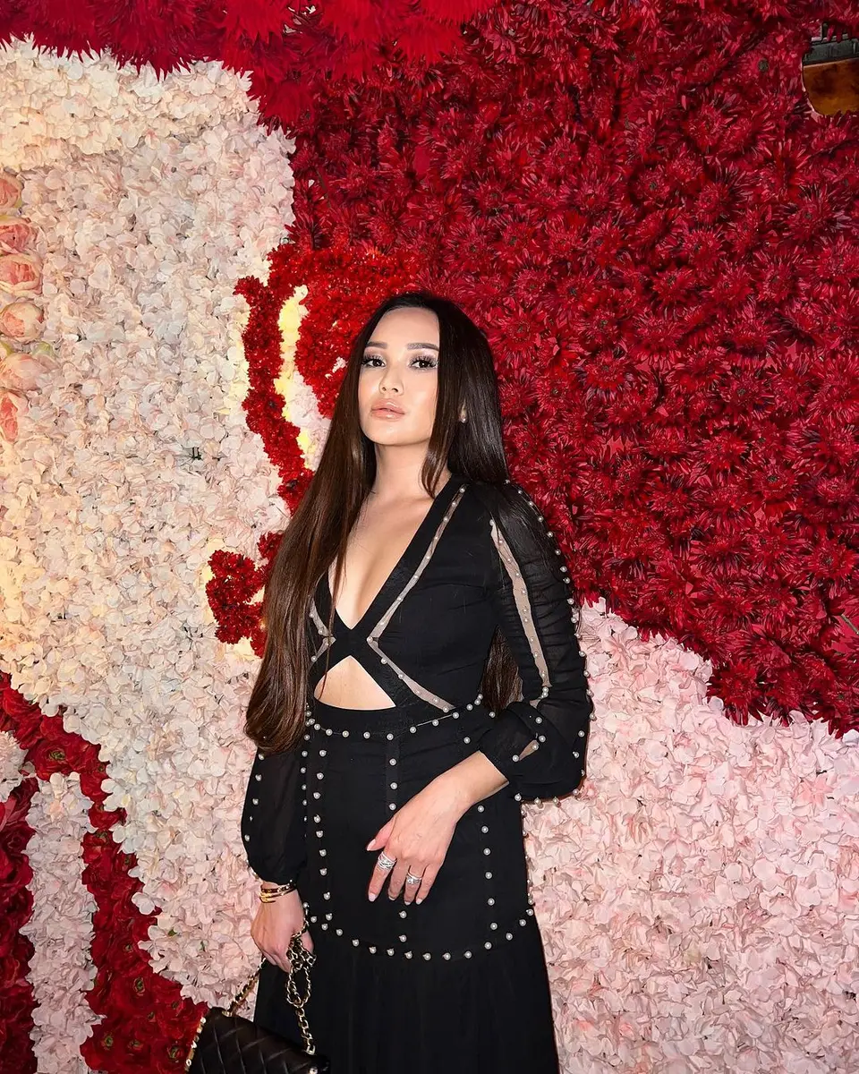 Вани эскорт в городе Астана